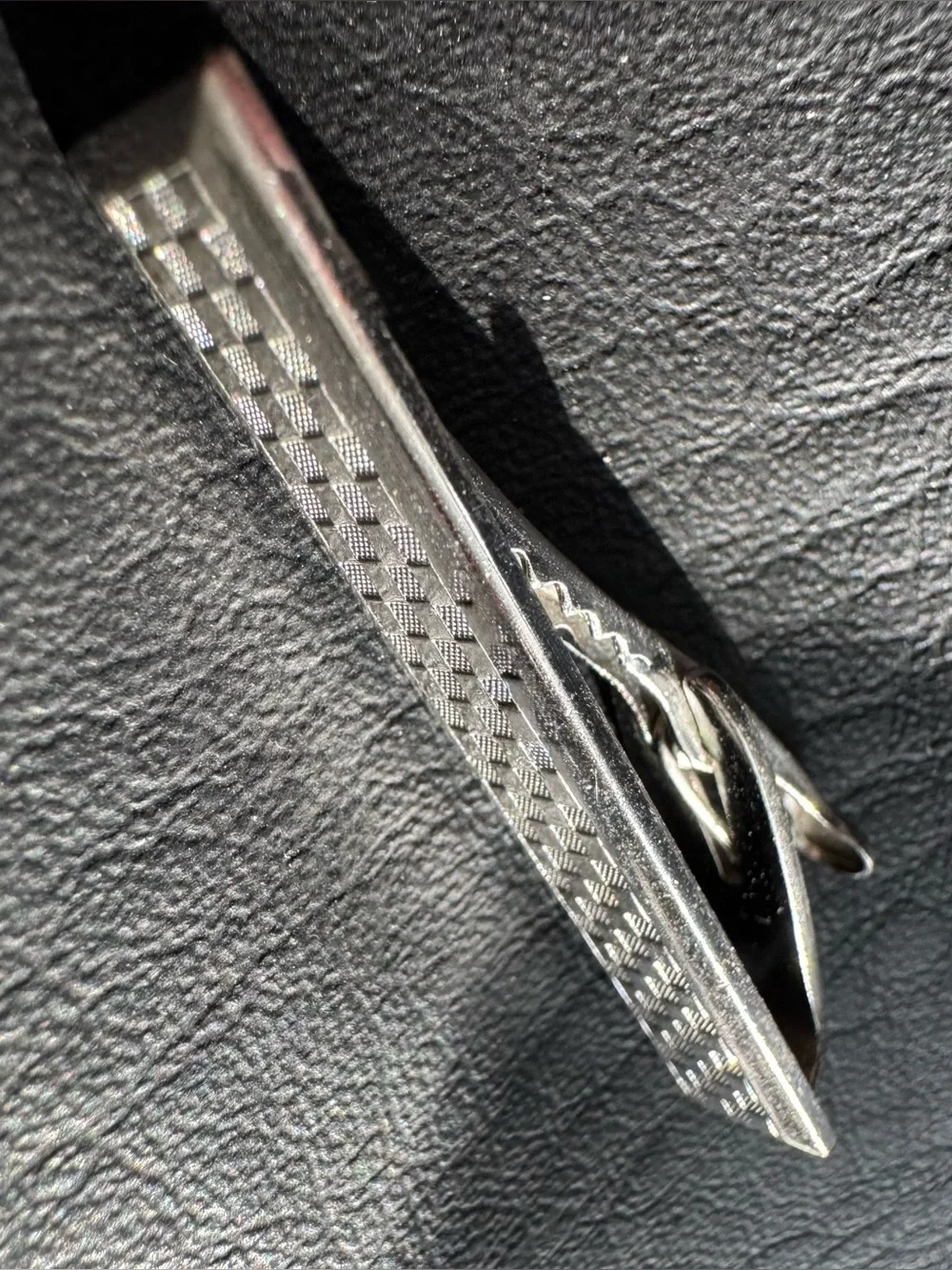 Vintage Silver Men’s Tie Clip with Check Texture